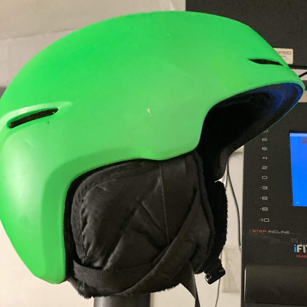 Giro Kids Helmet - Neo